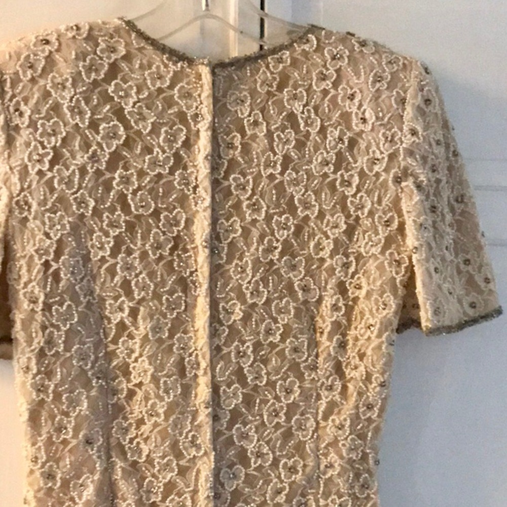 Dress - Picture 4 of 5